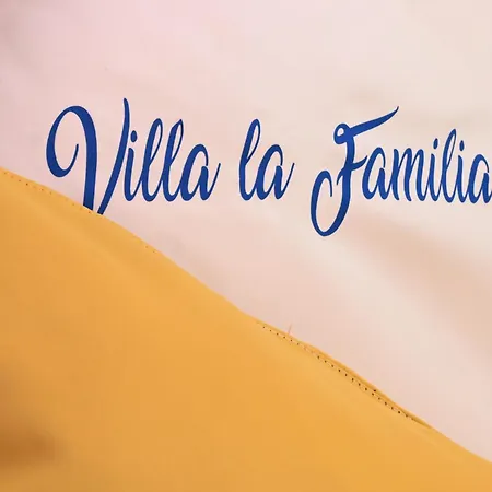 Vila La Familia Ksamil Exterior foto